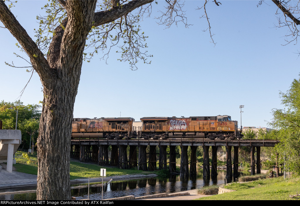 UP 7435